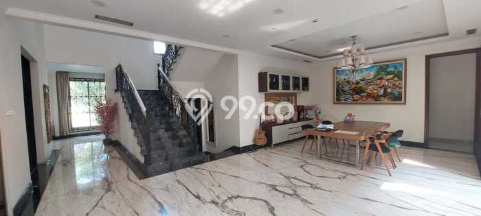 Rumah Elit LB 750m2 Siap Huni Desain Elegan di Alam Sutera, Tangerang Rumah Elit LB 750m2 Siap Huni Desain Elegan di Alam Sutera, Tangerang