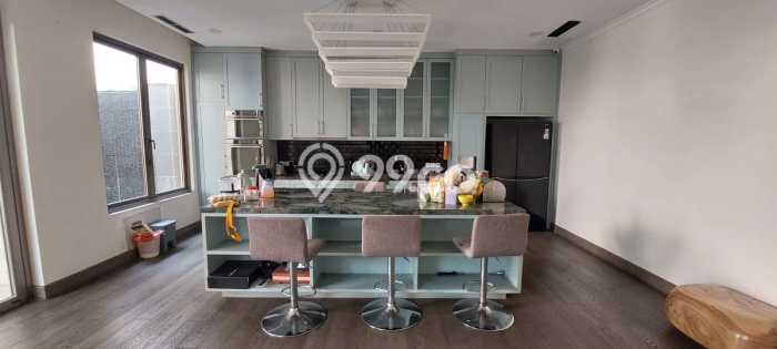 Rumah Elit LB 750m2 Siap Huni Desain Elegan di Alam Sutera, Tangerang Rumah Elit LB 750m2 Siap Huni Desain Elegan di Alam Sutera, Tangerang