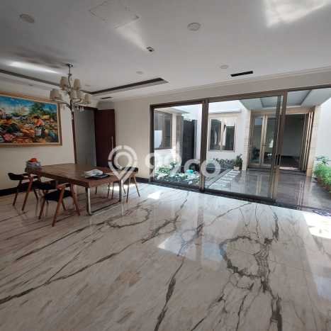 Rumah Elit LB 750m2 Siap Huni Desain Elegan di Alam Sutera, Tangerang Rumah Elit LB 750m2 Siap Huni Desain Elegan di Alam Sutera, Tangerang
