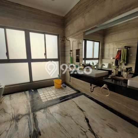 Rumah Elit LB 750m2 Siap Huni Desain Elegan di Alam Sutera, Tangerang Rumah Elit LB 750m2 Siap Huni Desain Elegan di Alam Sutera, Tangerang