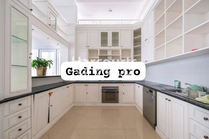 Dijual Rumah Mewah Elegan Dengan View Eksklusif di Pondok Indah, Jakarta Selatan Dijual Rumah Mewah Elegan Dengan View Eksklusif di Pondok Indah, Jakarta Selatan