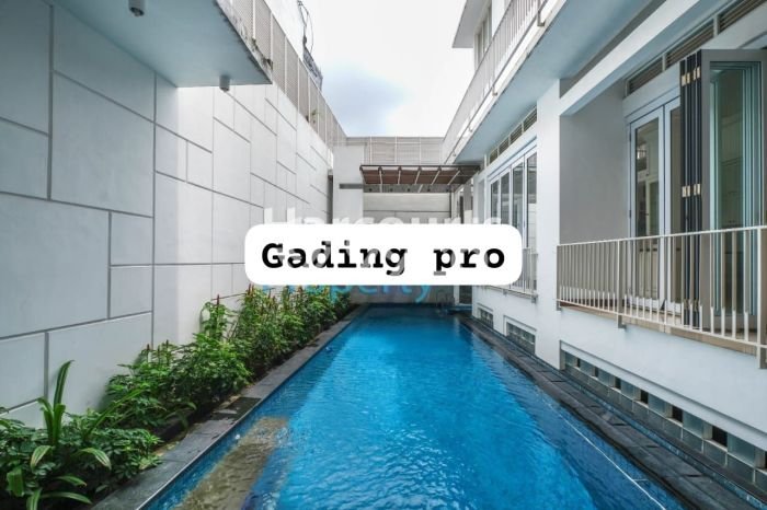 Dijual Rumah Mewah Elegan Dengan View Eksklusif di Pondok Indah, Jakarta Selatan Dijual Rumah Mewah Elegan Dengan View Eksklusif di Pondok Indah, Jakarta Selatan
