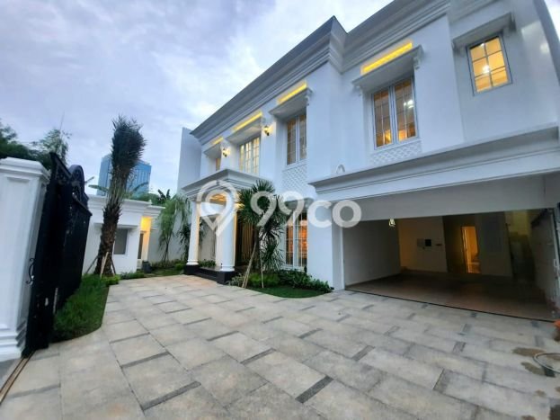 Ready to Use! Luxury House LT 627m2 Desain Elegan di Pondok Indah Ready to Use! Luxury House LT 627m2 Desain Elegan di Pondok Indah