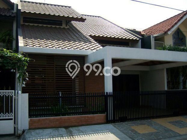 Rumah Mewah LB 200m2 Siap Huni Desain Elegan di Bintaro, Tangerang Selatan Rumah Mewah LB 200m2 Siap Huni Desain Elegan di Bintaro, Tangerang Selatan