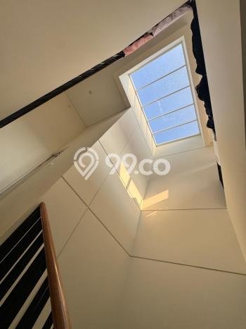 Rumah Luxury Modern Tanpa Renovasi di Gading Serpong Tangerang Rumah Luxury Modern Tanpa Renovasi di Gading Serpong Tangerang