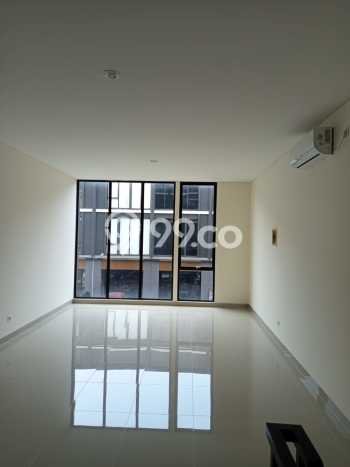 Ruko Dijual di Tangerang LT 67m2 & LB 163m2 Lokasi Terbaik! Ruko Dijual di Tangerang LT 67m2 & LB 163m2 Lokasi Terbaik!
