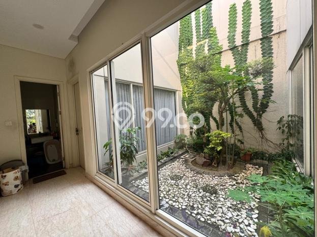 Rumah Luxury Modern Tanpa Renovasi di Gading Serpong Tangerang Rumah Luxury Modern Tanpa Renovasi di Gading Serpong Tangerang