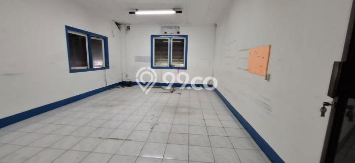 Unit Gudang Dijual di Karang Tengah Tangerang Luas Bangunan 2000m2 Unit Gudang Dijual di Karang Tengah Tangerang Luas Bangunan 2000m2