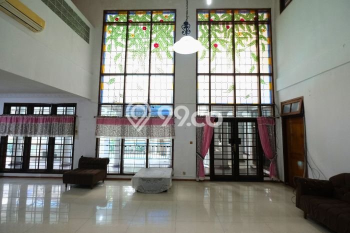 Komersial Dijual di Jakarta Selatan LT 923m2 & LB 550m2 Lokasi Terbaik! Komersial Dijual di Jakarta Selatan LT 923m2 & LB 550m2 Lokasi Terbaik!
