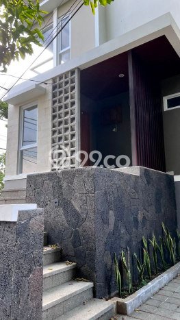 Hunian Mewah LB 235m2 Siap Pakai Desain Elegan di Cigadung, Bandung Hunian Mewah LB 235m2 Siap Pakai Desain Elegan di Cigadung, Bandung