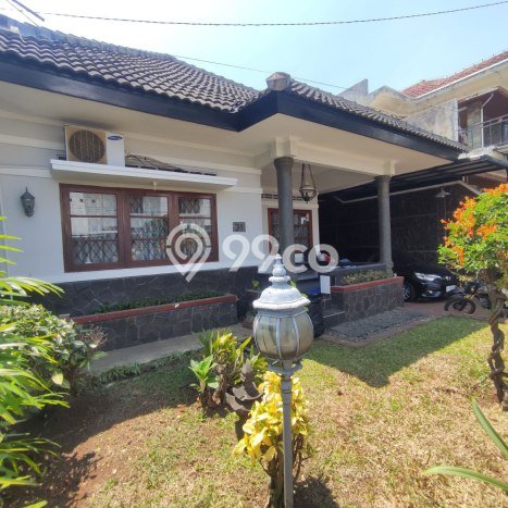 Ready to Use! Premium House LT 230m2 Desain Elegan di Burangrang Ready to Use! Premium House LT 230m2 Desain Elegan di Burangrang