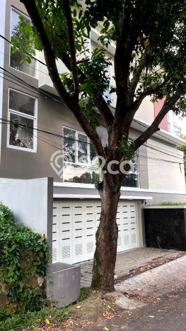 Hunian Mewah LB 235m2 Siap Pakai Desain Elegan di Cigadung, Bandung Hunian Mewah LB 235m2 Siap Pakai Desain Elegan di Cigadung, Bandung