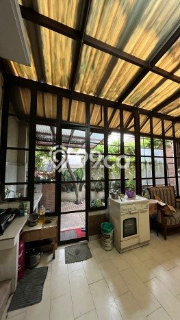 Rumah Luxury Modern Siap Huni di Bintaro Tangerang Selatan Rumah Luxury Modern Siap Huni di Bintaro Tangerang Selatan