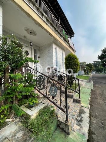 Ready to Use! Luxury House LT 189m2 Desain Elegan di Sektor 9-Bintaro Ready to Use! Luxury House LT 189m2 Desain Elegan di Sektor 9-Bintaro