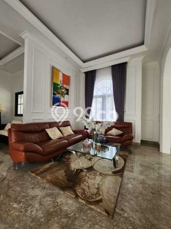 Rumah Elit LB 365m2 Siap Pakai Desain Elegan di Sektor 7-Bintaro, Tangerang Selatan Rumah Elit LB 365m2 Siap Pakai Desain Elegan di Sektor 7-Bintaro, Tangerang Selatan