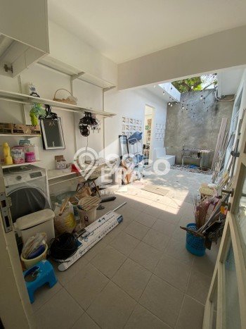 Jual Rumah Luas Elegan Dengan View Eksklusif di Bintaro, Tangerang Selatan Jual Rumah Luas Elegan Dengan View Eksklusif di Bintaro, Tangerang Selatan