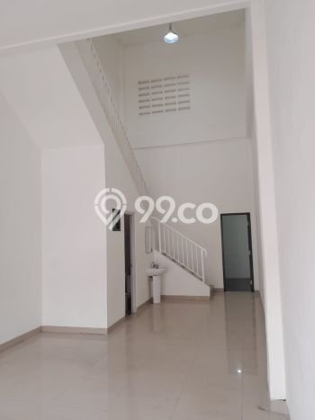 Ruko Dijual di Prime Area Jakarta Barat Luas 90m2 Ruko Dijual di Prime Area Jakarta Barat Luas 90m2
