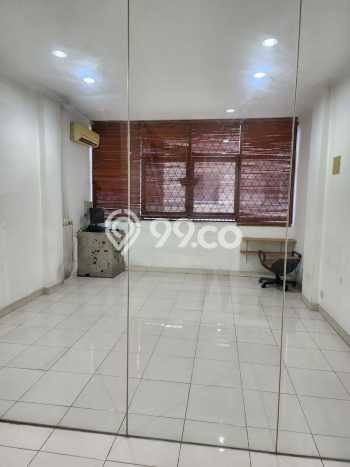 Ruko di , Luas 240m2m², Pusat Komersial, Jalan Utama Ruko di , Luas 240m2m², Pusat Komersial, Jalan Utama