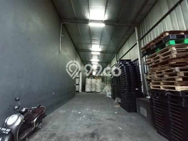 Unit Gudang Disewa Lokasi Cikupa, Tangerang Spesifikasi Luas Bangunan 1416m2 Unit Gudang Disewa Lokasi Cikupa, Tangerang Spesifikasi Luas Bangunan 1416m2