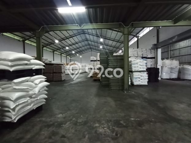 Unit Gudang Disewa Lokasi Cikupa, Tangerang Spesifikasi Luas Bangunan 1416m2 Unit Gudang Disewa Lokasi Cikupa, Tangerang Spesifikasi Luas Bangunan 1416m2