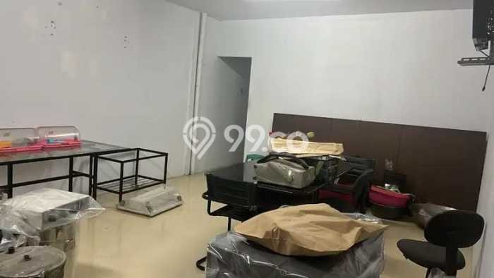 Untuk Dijual! Gudang di Daan Mogot Tangerang LT 432m2 / LB 540m2 Kawasan Strategis Untuk Dijual! Gudang di Daan Mogot Tangerang LT 432m2 / LB 540m2 Kawasan Strategis