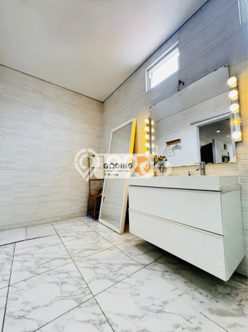 Jual Rumah Mewah Megah Dengan View Eksklusif di Pondok Indah, Jakarta Selatan Jual Rumah Mewah Megah Dengan View Eksklusif di Pondok Indah, Jakarta Selatan