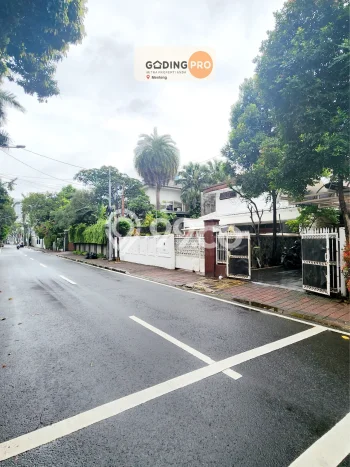 Siap Huni Hunian Elit 4 Kamar di Menteng Dekat ke Mana Pun Siap Huni Hunian Elit 4 Kamar di Menteng Dekat ke Mana Pun