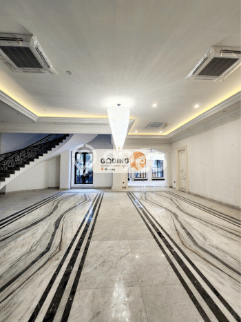 Ready to Use! Premium House LT 663m2 Desain Modern di Pondok Indah Ready to Use! Premium House LT 663m2 Desain Modern di Pondok Indah