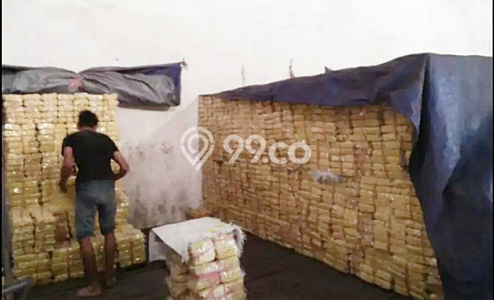 Pabrik Dijual di Mojoagung Jombang dengan Luas Bangunan 7000m2 Pabrik Dijual di Mojoagung Jombang dengan Luas Bangunan 7000m2