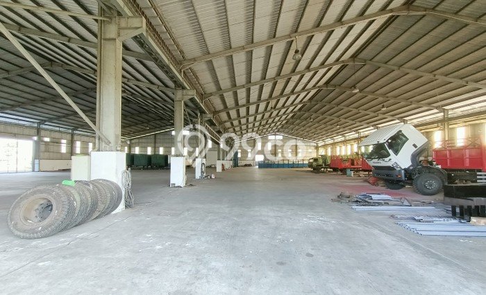 Gudang Dijual di Gresik LT 10400m2 & LB 4500m2 Lokasi Terbaik! Gudang Dijual di Gresik LT 10400m2 & LB 4500m2 Lokasi Terbaik!