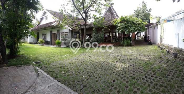 Rumah Mewah Dijual LT 899m2 di Tegalrejo, Yogyakarta Rumah Mewah Dijual LT 899m2 di Tegalrejo, Yogyakarta