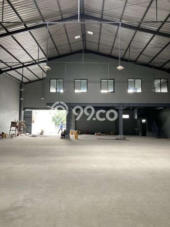 Unit Gudang Paling Strategis di Banguntapan Bantul dengan LB 408m2 Unit Gudang Paling Strategis di Banguntapan Bantul dengan LB 408m2