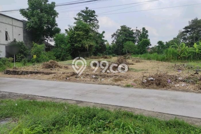Tanah Dijual Lokasi Strategis di Yogyakarta dengan Luas 246m2 Tanah Dijual Lokasi Strategis di Yogyakarta dengan Luas 246m2