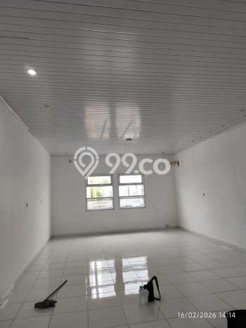 Ruko disewakan di Depok Sleman dengan luas bangunan 121m2 Ruko disewakan di Depok Sleman dengan luas bangunan 121m2