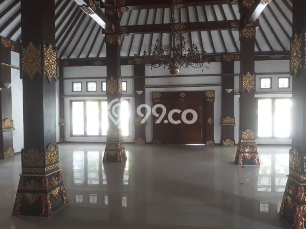 AREA BERKEMBANG! Komersial For Rent Kawasan Banguntapan, Luas 210m2m², Siap Operasional AREA BERKEMBANG! Komersial For Rent Kawasan Banguntapan, Luas 210m2m², Siap Operasional
