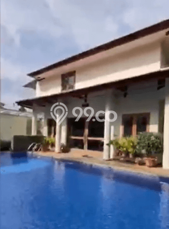 Rumah Mewah LB 937m2 Siap Pakai Desain Elegan di Cipete, Jakarta Selatan Rumah Mewah LB 937m2 Siap Pakai Desain Elegan di Cipete, Jakarta Selatan