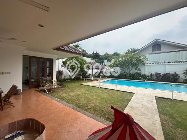 For Sale! Luxury House LT 1230m2 Desain Modern di Pejaten For Sale! Luxury House LT 1230m2 Desain Modern di Pejaten