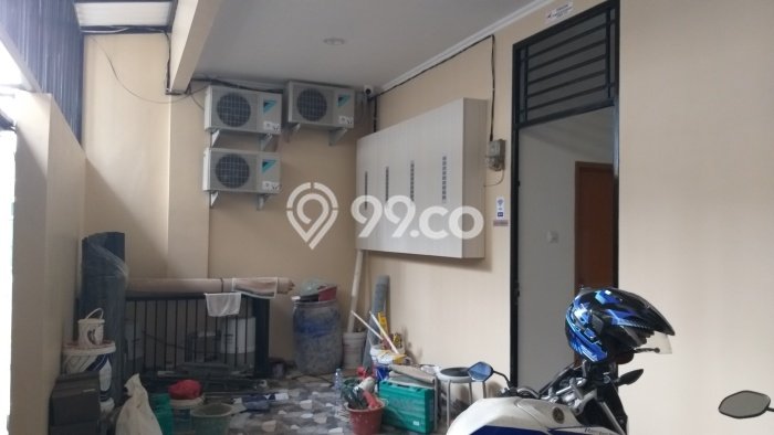 Jual Rumah Luas Megah Dengan View Cantik di Tanjung Duren, Jakarta Barat Jual Rumah Luas Megah Dengan View Cantik di Tanjung Duren, Jakarta Barat