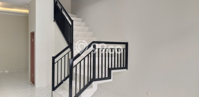 Rumah Modern 3 KT di Taman Ratu Jakarta Barat Unfurnished Rumah Modern 3 KT di Taman Ratu Jakarta Barat Unfurnished