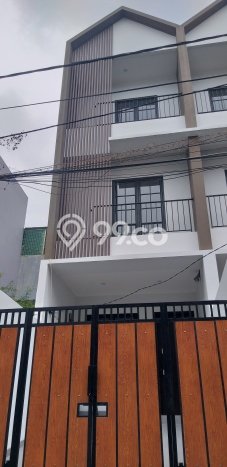 For Sale Hunian Rumah Nyaman 4 KT di Taman Ratu, Jakarta Barat For Sale Hunian Rumah Nyaman 4 KT di Taman Ratu, Jakarta Barat
