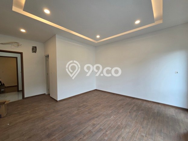 Rumah Elit Modern Tanpa Renovasi di Taman Ratu Jakarta Barat Rumah Elit Modern Tanpa Renovasi di Taman Ratu Jakarta Barat