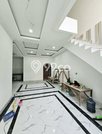 Rumah Luxury Modern Siap Huni di Taman Ratu Jakarta Barat Rumah Luxury Modern Siap Huni di Taman Ratu Jakarta Barat
