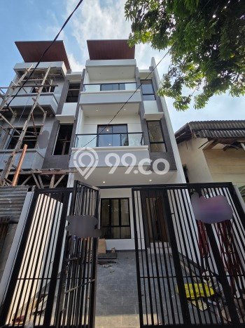 Rumah Elit Modern Tanpa Renovasi di Taman Ratu Jakarta Barat Rumah Elit Modern Tanpa Renovasi di Taman Ratu Jakarta Barat