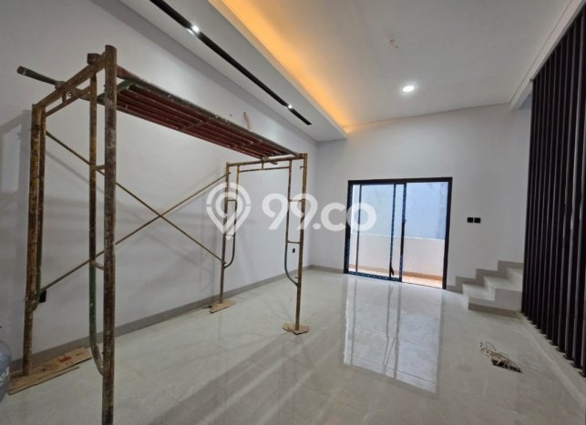 Jual Rumah Mewah Elegan Dengan View Eksklusif di Duri Kepa, Jakarta Barat Jual Rumah Mewah Elegan Dengan View Eksklusif di Duri Kepa, Jakarta Barat