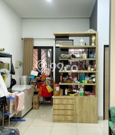 Rumah Minimalis 3 KT di Taman Cosmos Jakarta Barat Semi Furnished Rumah Minimalis 3 KT di Taman Cosmos Jakarta Barat Semi Furnished