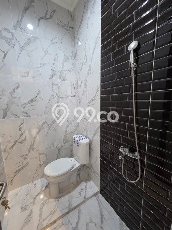Rumah Minimalis 3 KT LT 53m2 di Kedoya Rumah Minimalis 3 KT LT 53m2 di Kedoya
