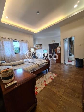 Jual Rumah Luas Elegan Dengan View Cantik di BSD, Tangerang Jual Rumah Luas Elegan Dengan View Cantik di BSD, Tangerang