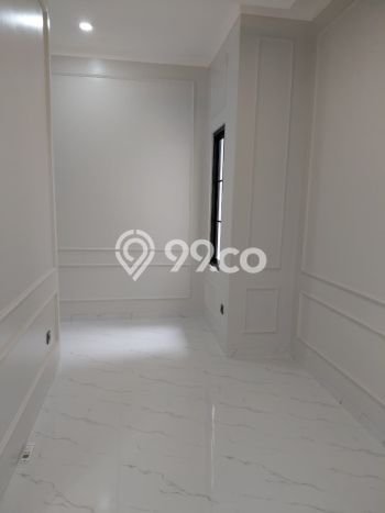 Ready to Use! Luxury House LT 112m2 Desain Elegan di BSD Ready to Use! Luxury House LT 112m2 Desain Elegan di BSD