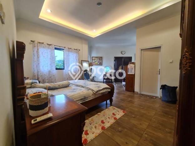 Jual Rumah Luas Elegan Dengan View Cantik di BSD, Tangerang Jual Rumah Luas Elegan Dengan View Cantik di BSD, Tangerang