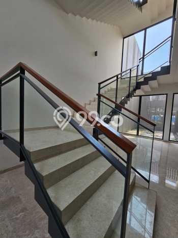 Rumah PREMIUM area BSD City, Tangerang, LT 495m² Bangunan 545m² KESEMPATAN TERBATAS! Rumah PREMIUM area BSD City, Tangerang, LT 495m² Bangunan 545m² KESEMPATAN TERBATAS!